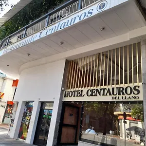 Centauros Del Llano Hotel